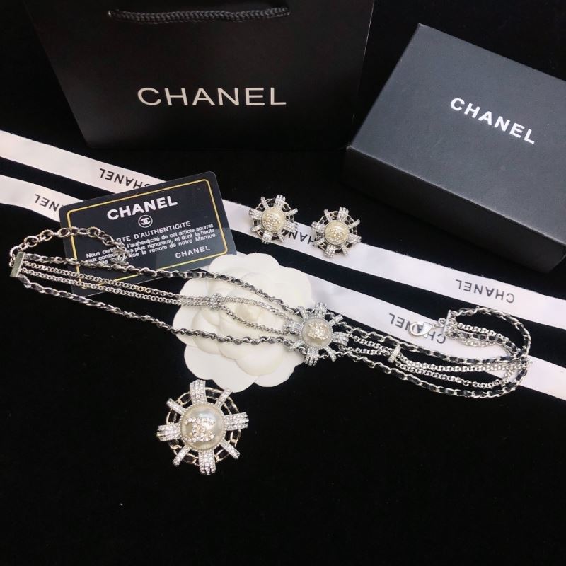 Ch**el necklaces